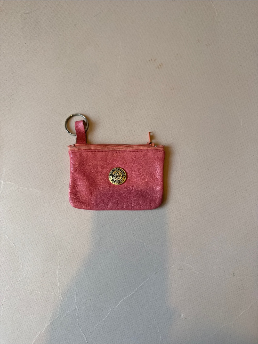 Firenze Pink Leather Keyring Coin Pouch with Gold Emblem made in Italy